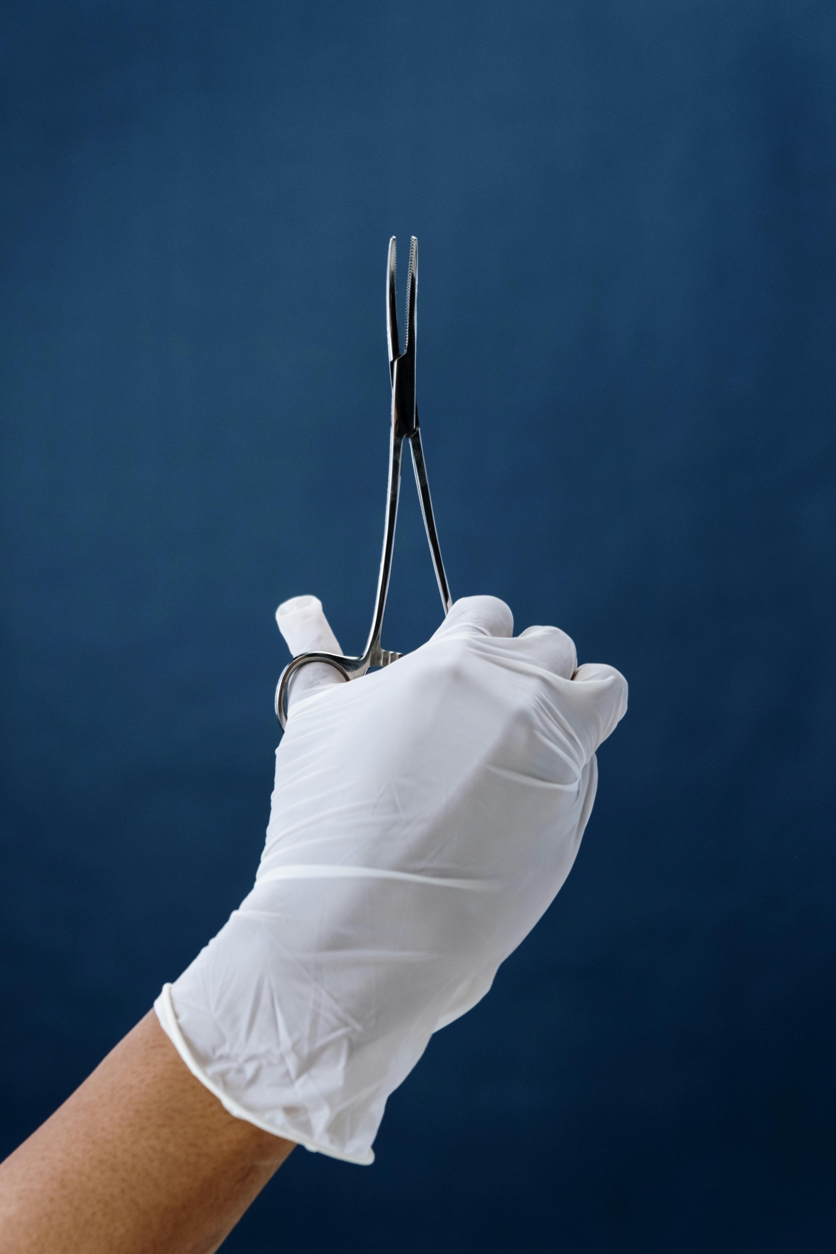 Robotics, ‘surgical gestures’ and suture skills